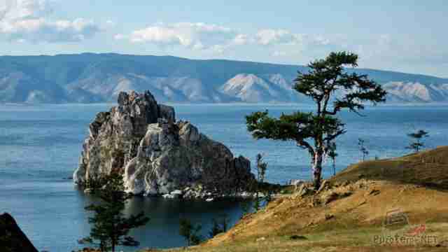 Живописный мыс Бурхан