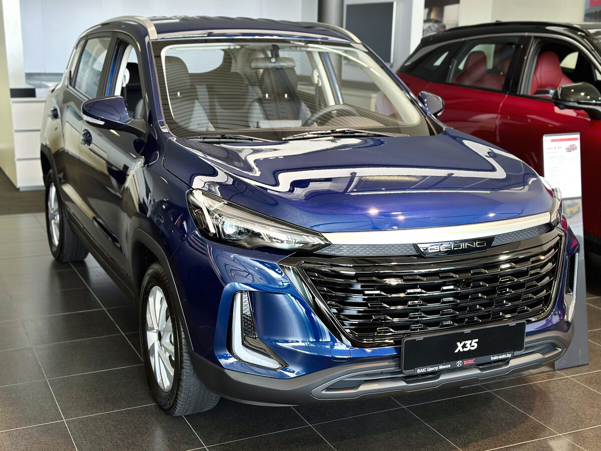Компанктный городской кроссовер BAIC X35 Компанктный городской кроссовер BAIC X35