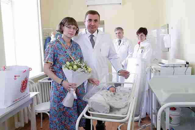 Что подарить на выписку - лучшие идеи актуальных подарков для подруги, жены и сестры Что подарить на выписку - лучшие идеи актуальных подарков для подруги, жены и сестры
