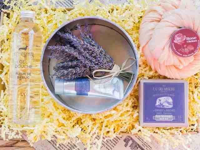 Подарок подруге на день рождения - оригинальные идеи, подбор сюрпризов и интересных подарков Подарок подруге на день рождения - оригинальные идеи, подбор сюрпризов и интересных подарков