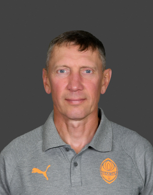 Дмитрий Шутков