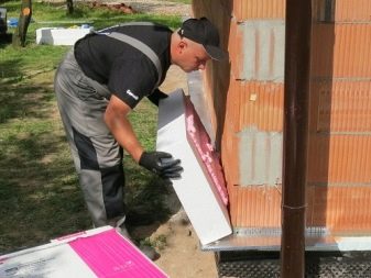 Пена для утепления стен - разновидности, характеристики, особенности применения Пена для утепления стен - разновидности, характеристики, особенности применения