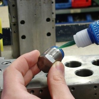 Анаэробный герметик для резьбовых соединений в сантехнике Анаэробный герметик для резьбовых соединений в сантехнике