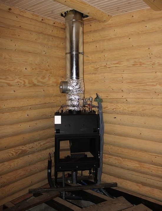 pech-kamin-c-vodjanum-kontyrom-2.jpg