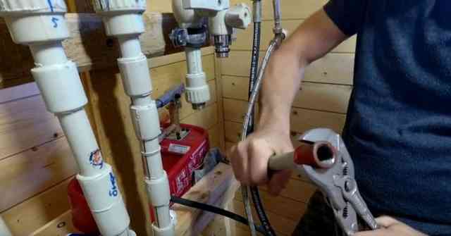 Эффективные способы как выкрутить сломанный болт: фото и видео инструкции по удалению болта Эффективные способы как выкрутить сломанный болт: фото и видео инструкции по удалению болта