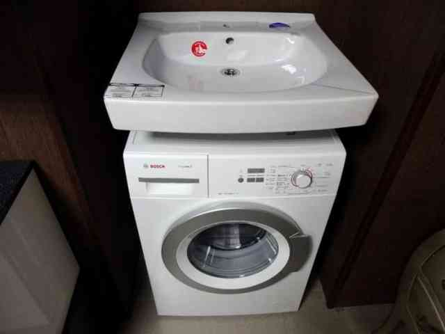 Выбираем стиральную машинку - Раковина над стиральной машиной