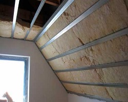 Утепление минватой Утепление мансардной крыши минеральной ватой