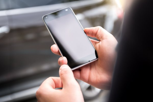 ESET: Поддельный Viber крадет фото и документы из чатов WhatsApp ESET: Поддельный Viber крадет фото и документы из чатов WhatsApp