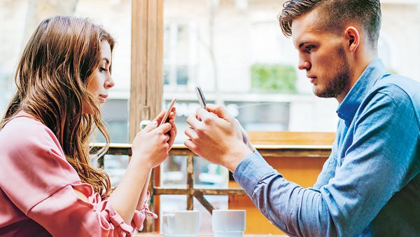 Создатели Tinder выпустили новое приложение для знакомств - Crown Создатели Tinder выпустили новое приложение для знакомств - Crown