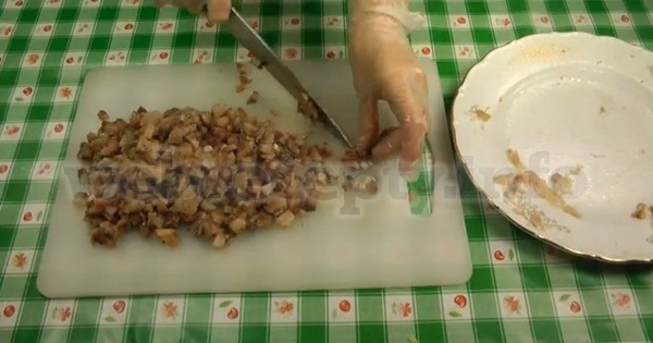 Разделываем нашу селедочку Razdelyvaem nashu seledochku