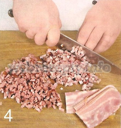 Нарезать мелкими кусочками narezat'-melkimi-kusochkami