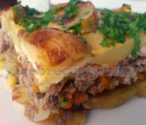 kartofelnyj-pirog-s-gribami