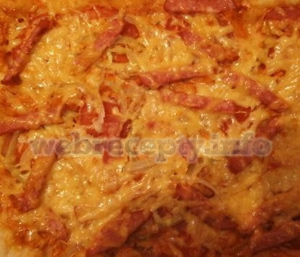 recept domashnej piccy s kolbasoj